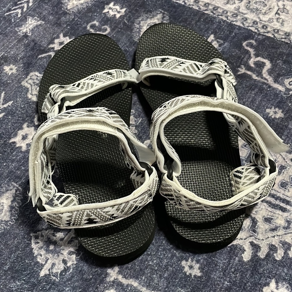 Women’s Teva Sandals - Picture 6 of 9